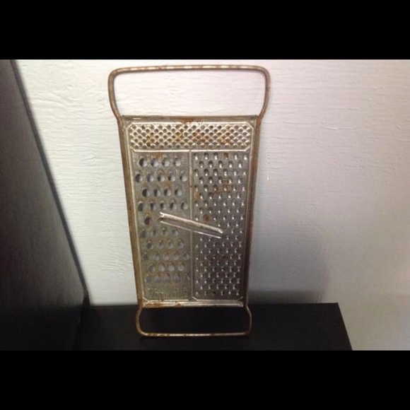 Vintage Antique Rustic All In One Vegetable Grater - Picture 4 of 6